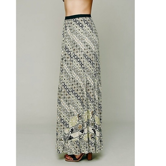 FP ONE Banjara Printed BohoMaxi Skirt - Picture 3 of 9